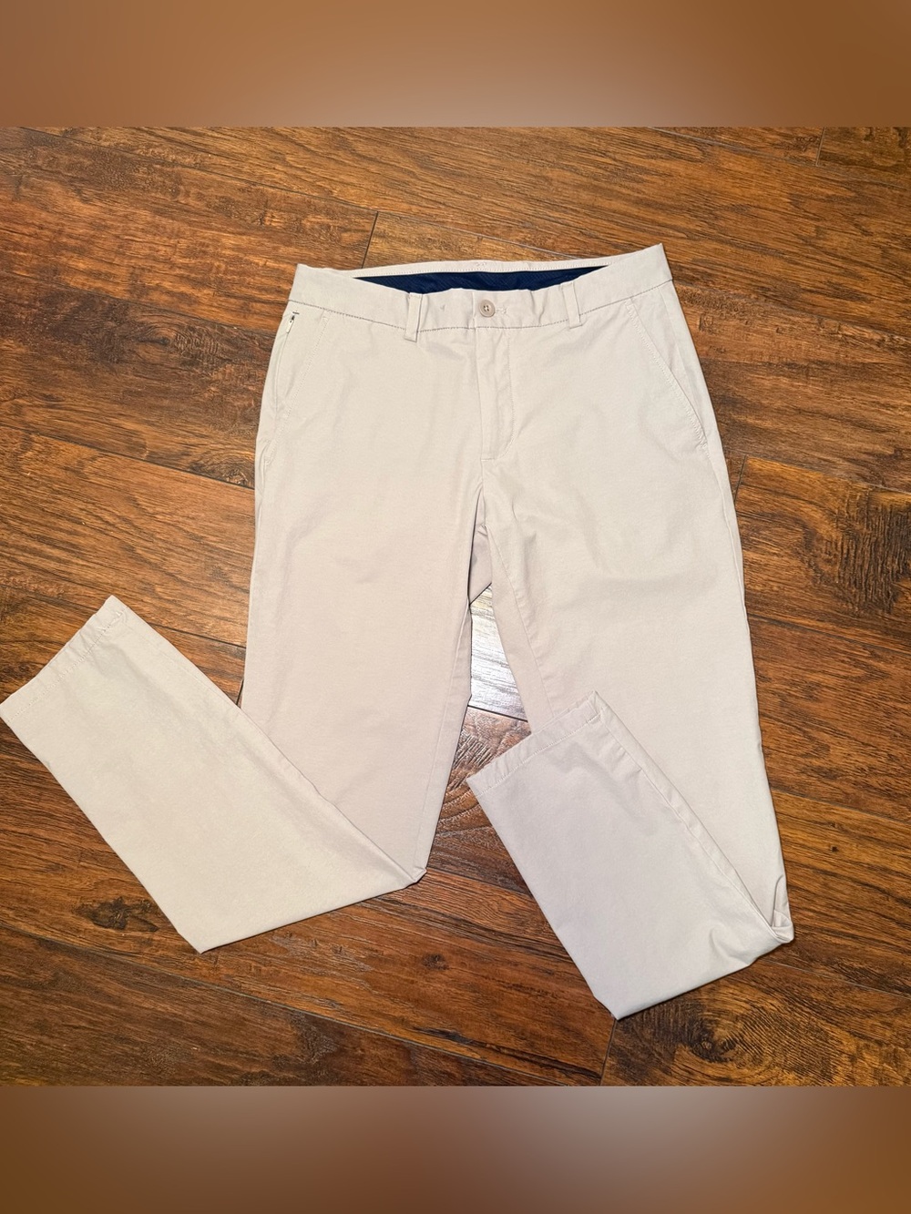 Vineyard Vines Performance On-The-Go Pants Men's Stillwater Kakhi SZ 30/32 Golf